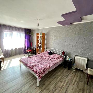 Плугова вул., 14