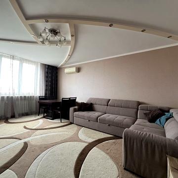 Срібнокільська вул., 1