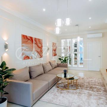 Андрія Верхогляда вул. (Михайла Драгомирова), 20