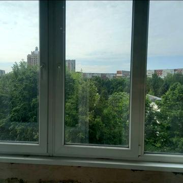 Олександра Довженка вул., 20