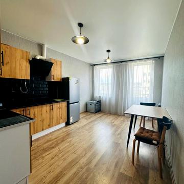 Павла Глазового вул. (Олега Кошового), 2-В