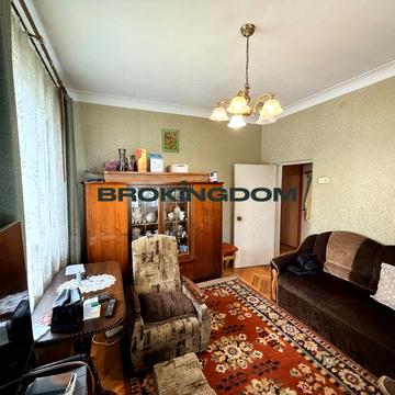 Павла Петриченка вул., 71/8