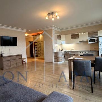 Володимира Івасюка просп. (Героїв Сталінграду), 53-Б