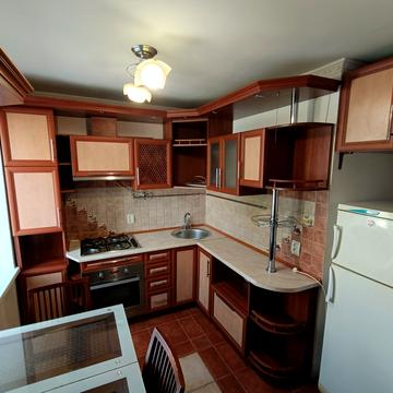 Центральний просп. (Леніна), 155