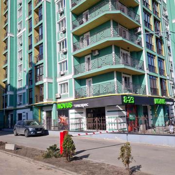 Українська вул., (Будинок 1)
