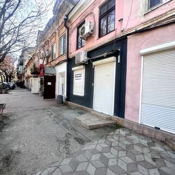 Мала Арнаутська вул., 73