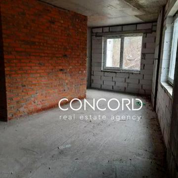 Новопольова вул., (Будинок М)