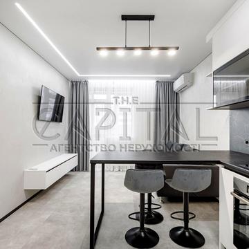 Повітряних Сил просп. (Повітрофлотський), 56