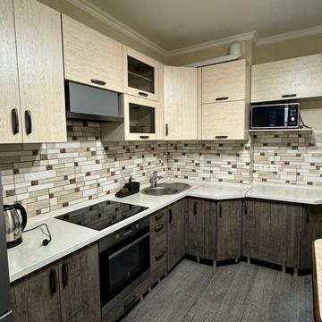 Вячеслава Чорновола вул., 6-А