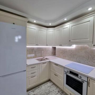 Нижній Вал вул., (Будинок 1)