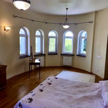 Аеродромна вул.