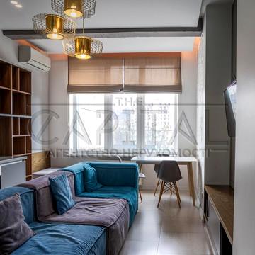 Андрія Верхогляда вул. (Михайла Драгомирова), 7