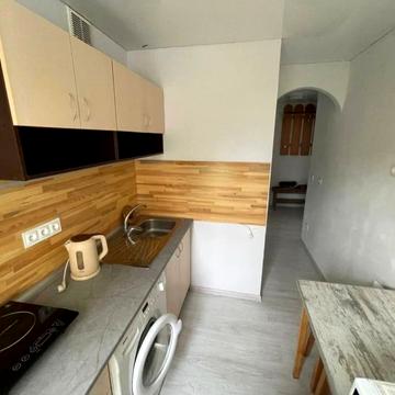 Сухомлинського вул., 4/1