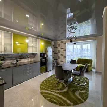 Вячеслава Липинського вул. (), 28