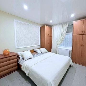 Базарна вул., 14