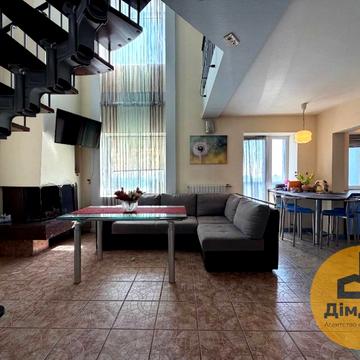 Братства Тарасівців вул. (Декабристів), 12/37