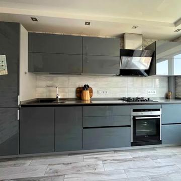 Добровольців вул. (Маршала Говорова), 10/1