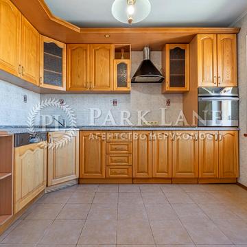 Срібнокільська вул., 20