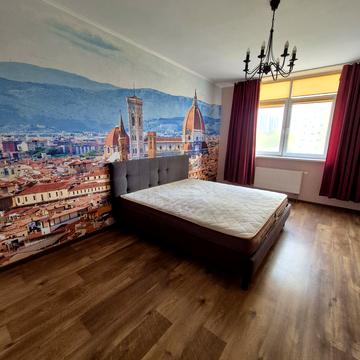 Воскресенська вул., 14-Б