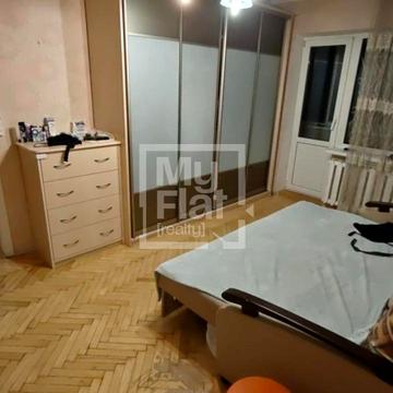 Голосіївський просп. (40-річчя Жовтня), 122к1