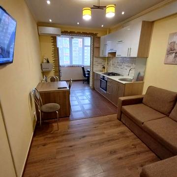 Івана Пулюя вул., 40/13