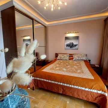 Наукова вул., 96б