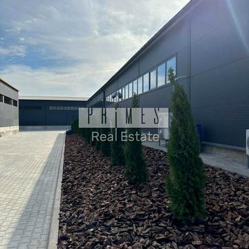 Зоряна вул., 8