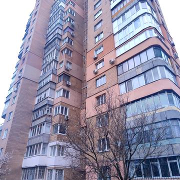 Москалівська вул. (Жовтневої Революції), 9