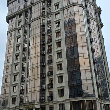 Італійський бульв., 1б