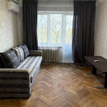 Вацлава Гавела бульв. (Івана Лепсе), 54/26