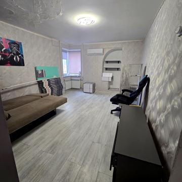 Сімї Глодан вул., 39