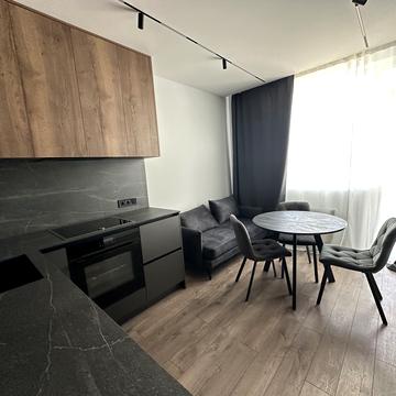 Вишгородська вул., 45-Г