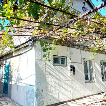 лінія 8-го Березня 3-тя вул.