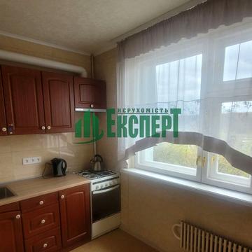 Метробудівників вул., 41