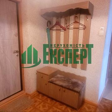 Метробудівників вул., 41