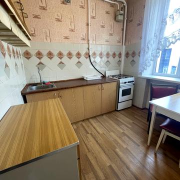 Олександра Попова вул., 3/5