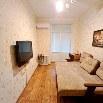 Металургів просп., 22