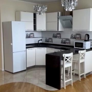 Голосіївська вул., 13