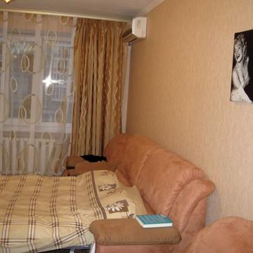 Левка Лукяненка вул. (Маршала Тимошенка), 19