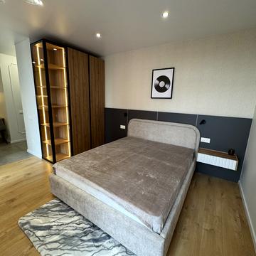 Львівська вул., (Будинок)