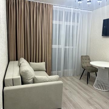 Академіка Глушкова просп., 42