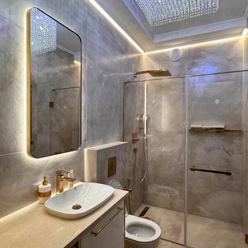 Богдана Хмельницького  вул., 220