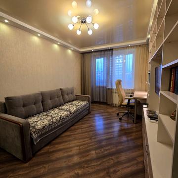 Академіка Павлова вул., 319