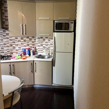 Межигірська вул., 30