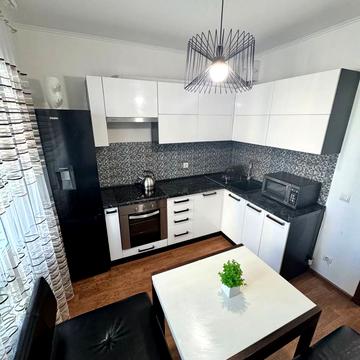 Софії Русової вул., 7