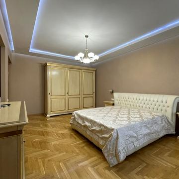 Дмитра Яворницького просп. (Карла Маркса), 96