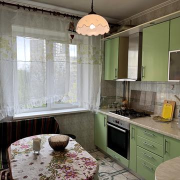 Василя Касіяна вул., 10-А