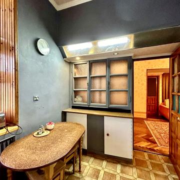 Павла Загребельного вул. (Миколи Раєвського), 28