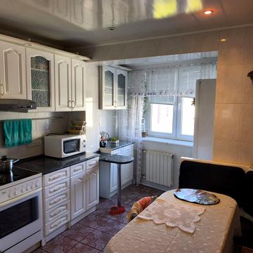 Голосіївський просп. (40-річчя Жовтня), 11