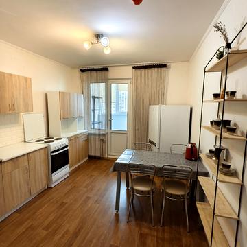 Юлії Здановської вул. (Ломоносова), 85